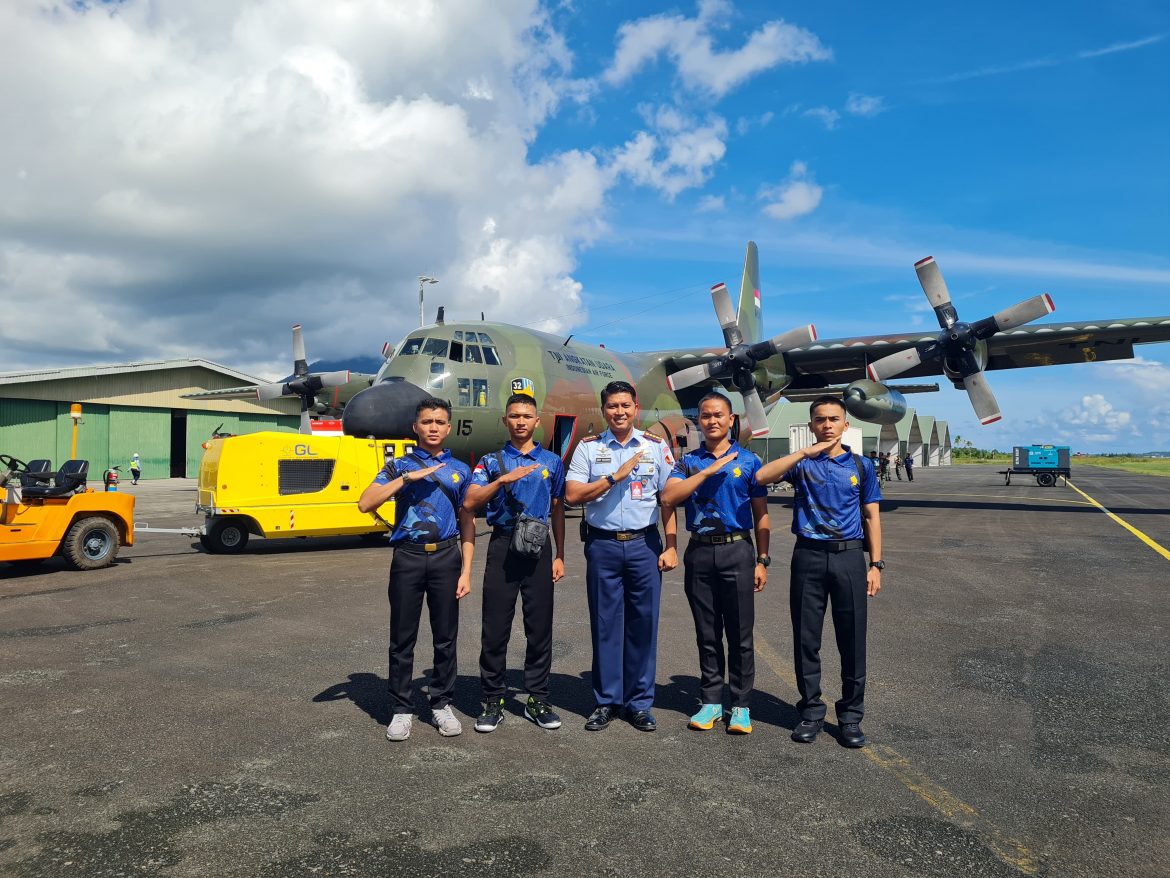 Danlanud RSA Natuna Berangkatkan Empat Putra Daerah, Siap Bersaing Seleksi Pusat Bintara TNI AU